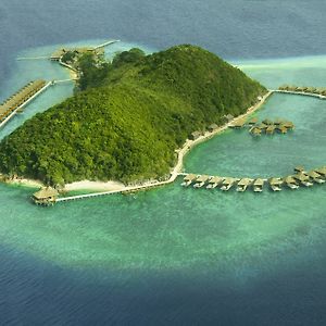 Huma Island Resort And Spa